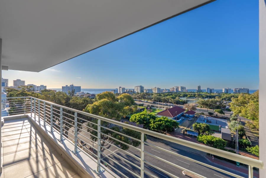 2 Bedroom Property for Sale in Green Point Western Cape